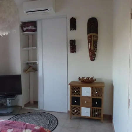 Logement Zen Sur La Colline Aux Mimosas Hyeres Exterior photo